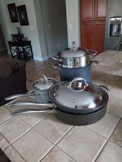 Pots & pans with lids