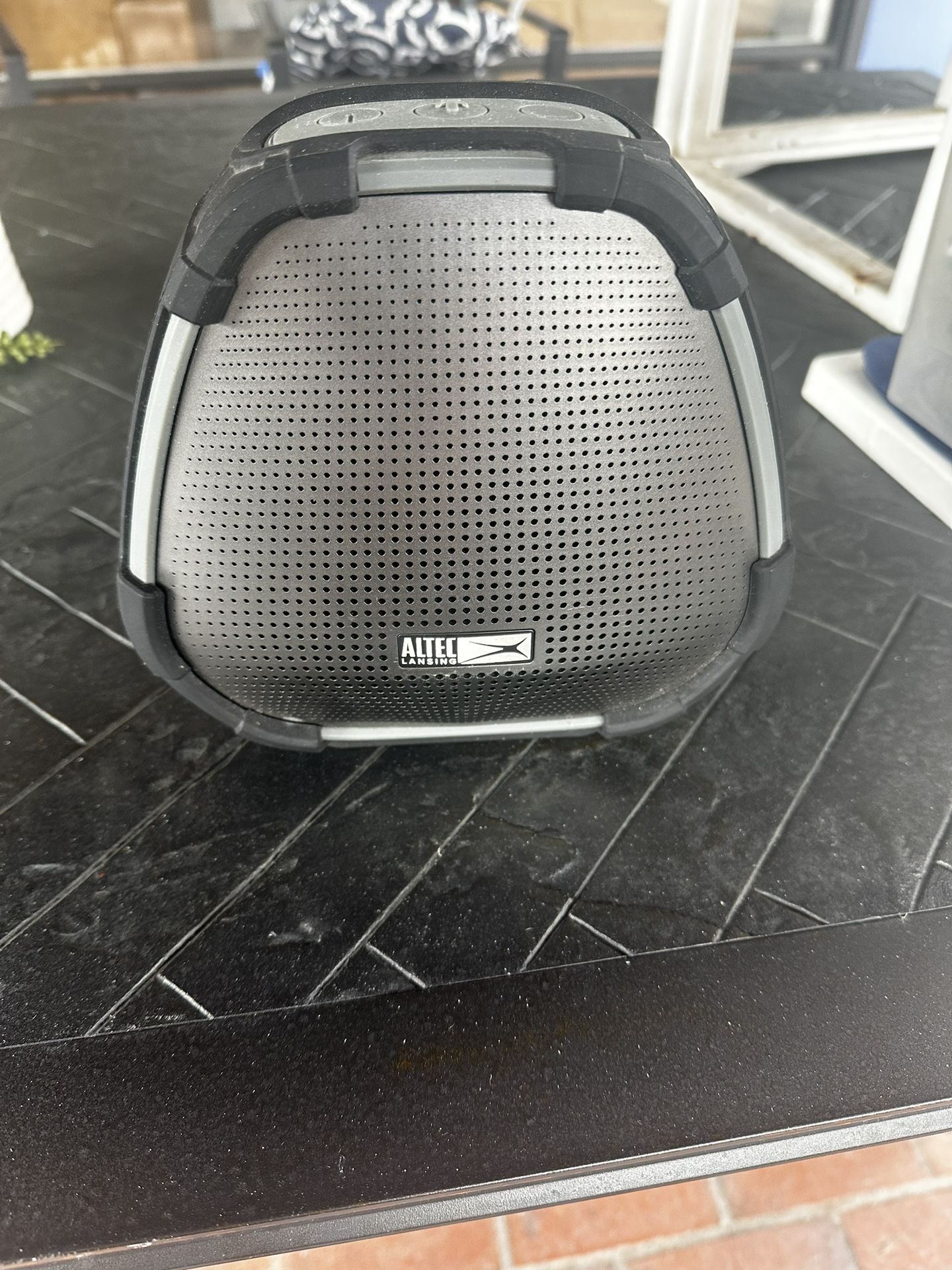 Alter Bluetooth Speaker