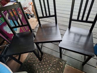 30x48 table and 3 chairs