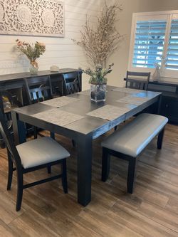 Dinning Table