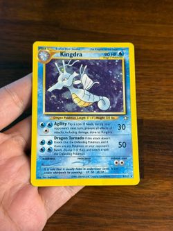 Kingdra 8/111 Neo Genesis Holo Rare Pokémon Card swirl