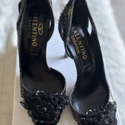 Valentino Garavani Peep Toe Heels