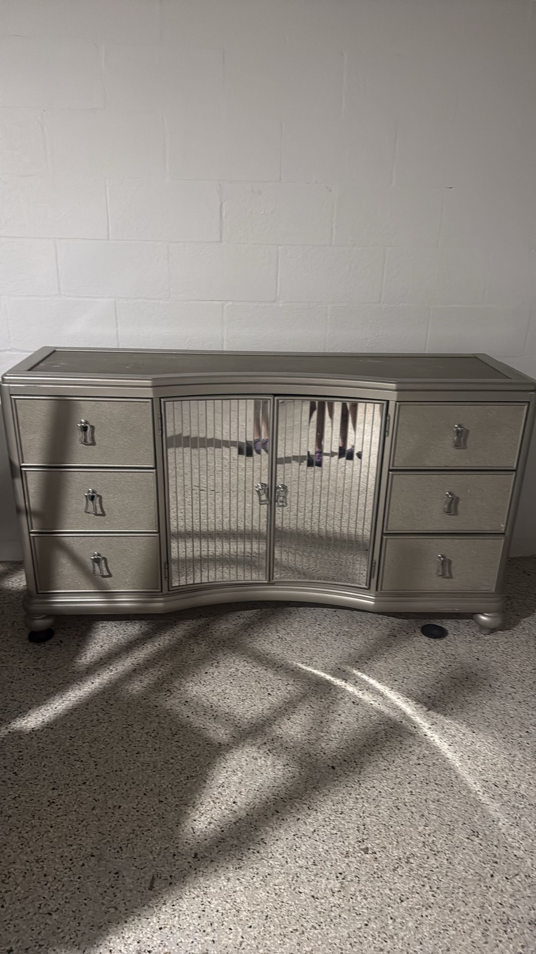 Bedroom dressers