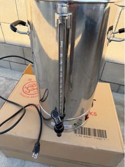Winco ECM-100 Stainless Steel Coffee Urn 100 cups