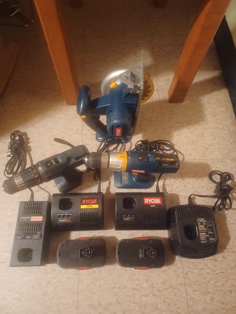 As You See In The Picture CHARGER Mix With Others Tools ßell As Is $80 Only Pick Up