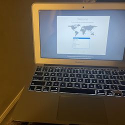 MacBook Air 11.6-inch (2015) - Core i5 - 8GB - SD 128 GR