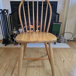 Solid Oak Windsor Chair.. Heavy Well Made 