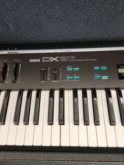 Yamaha Dx27