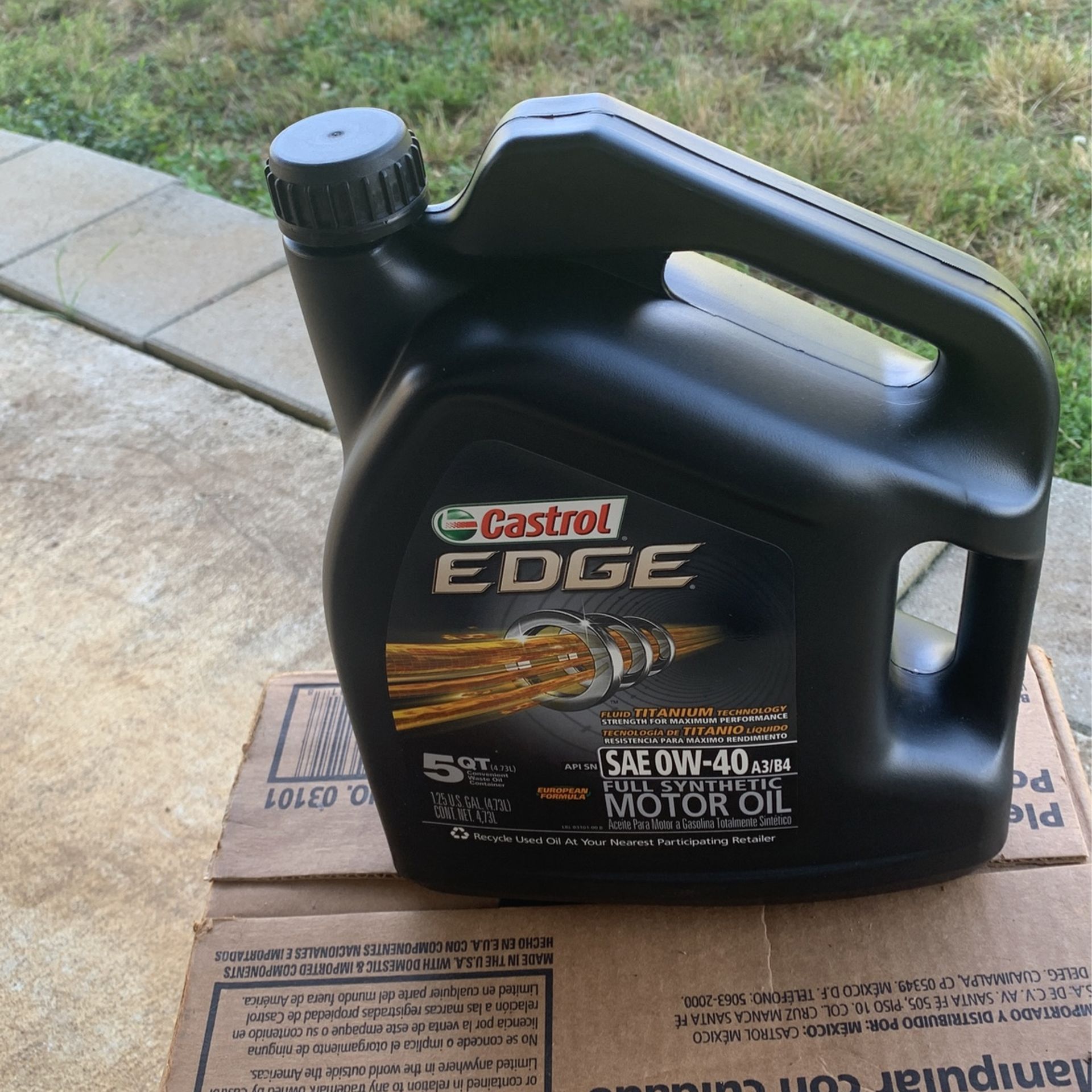 Castrol EDGE Motor Oil SAE 0W-40