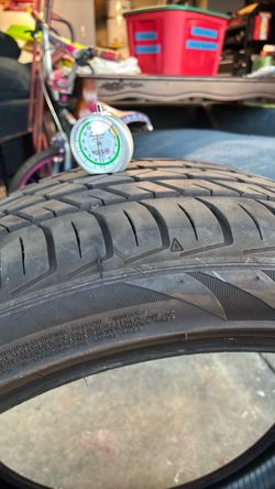Used Car Tire with Good Tread