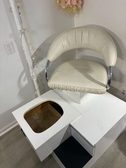 Pedicure chair !!
