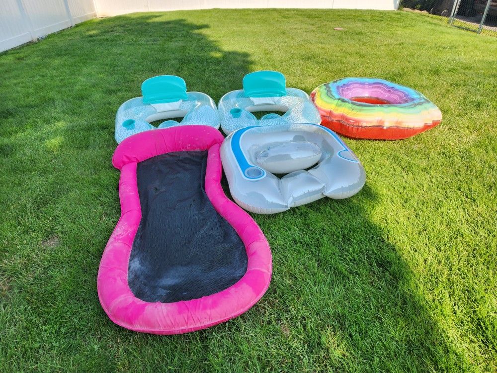 Free Pool Floaties