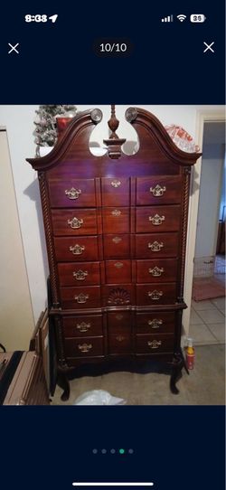 ❤️BEAUTIFUL VINTAGE TALL CHEST/7 DRAWER- CHERRY  WOOD COLOR❤️