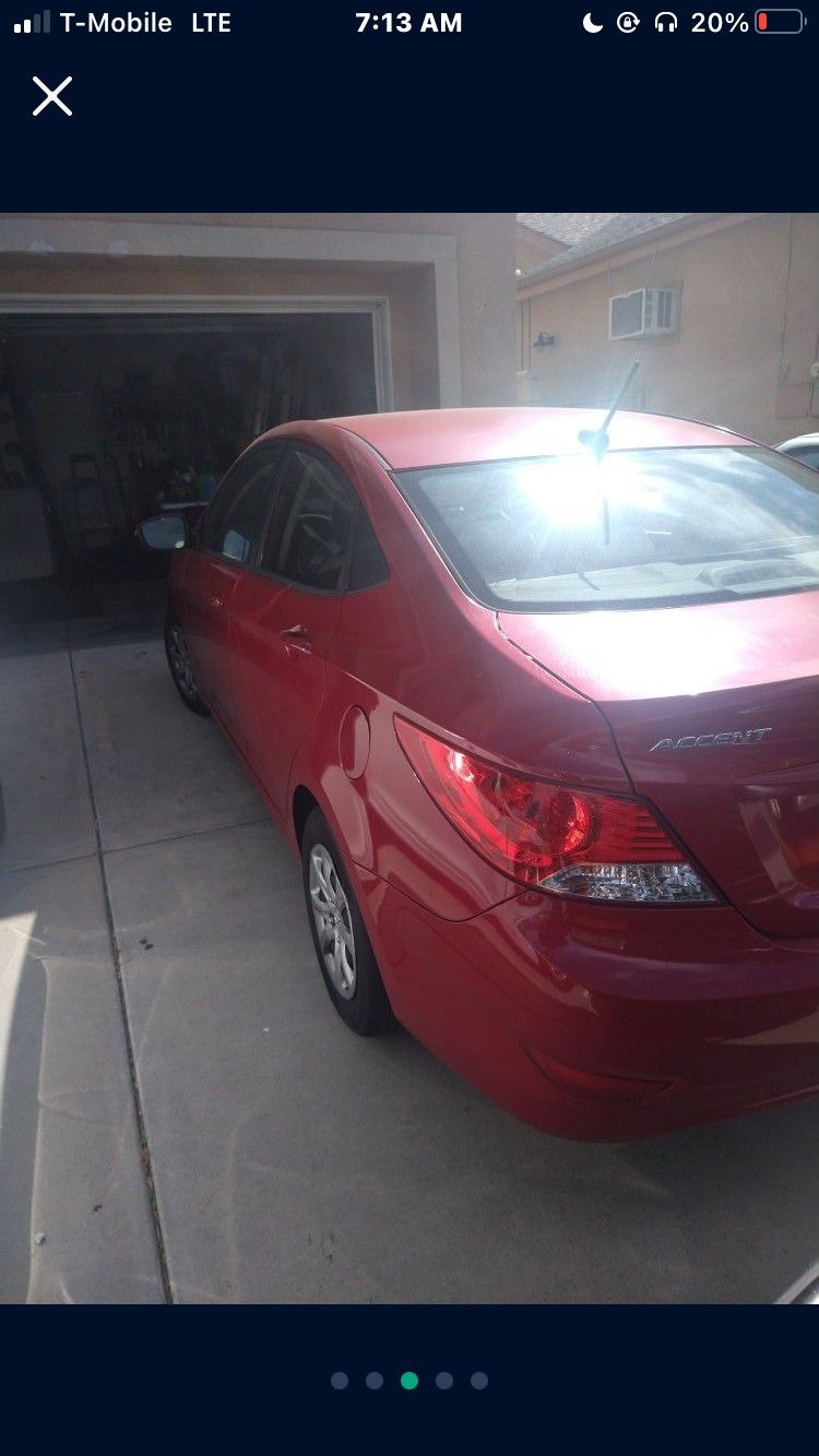 2012 Hyundai Accent