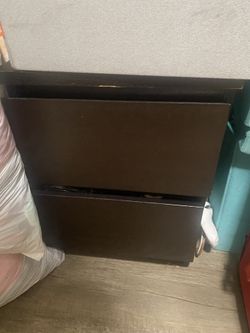2 Drawer Nightstand 