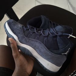 Jordan 11s Navy