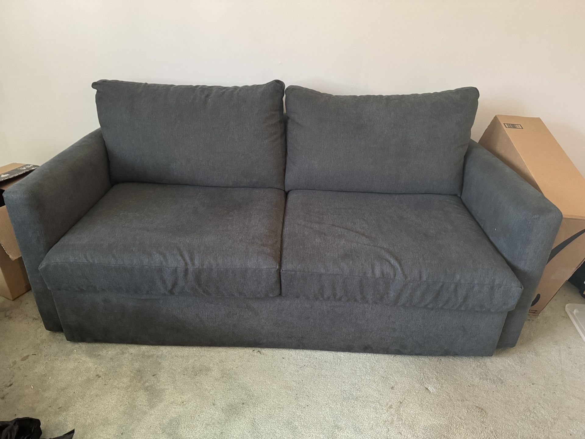 Sleeper Couch With Pull Out Mattress