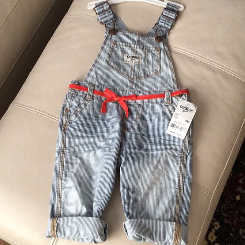 OshKosh B'gosh overalls. Size 9 month