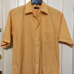 Diamond MENS Buttons Down Shirt Size M