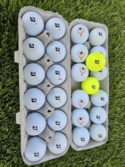 GOLF BALLS 