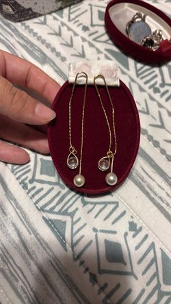 Drop Earrings with Pearl and Crystal