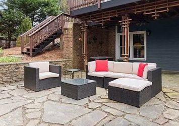 Outdoor patio set