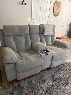 Recliner sofa