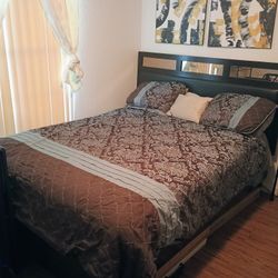 Queen Bedroom Set