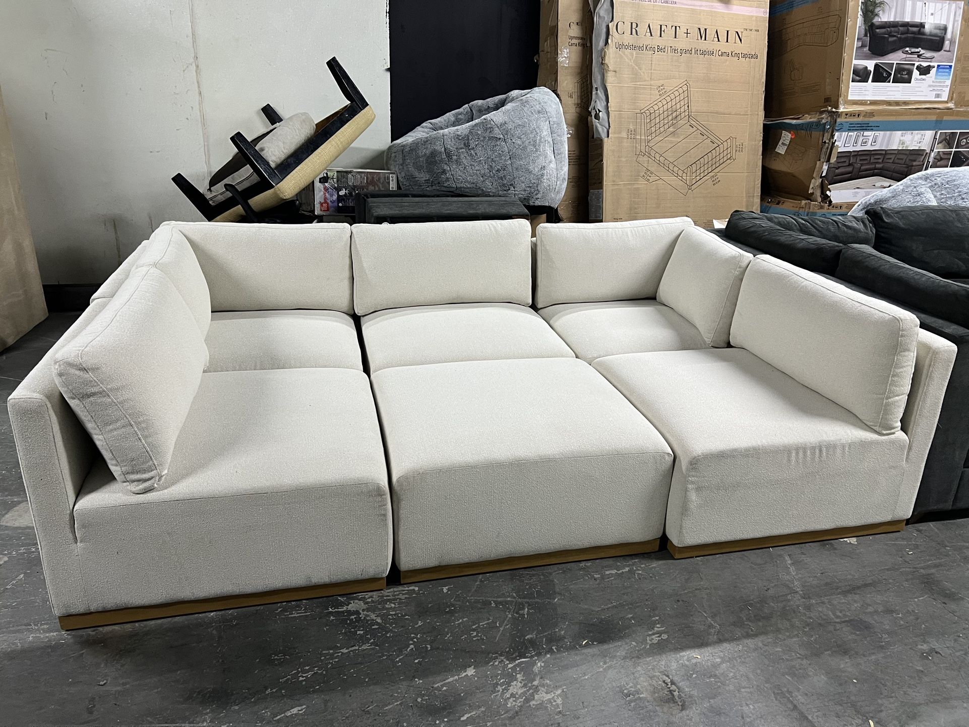 SECTIONAL COUCH SOFA