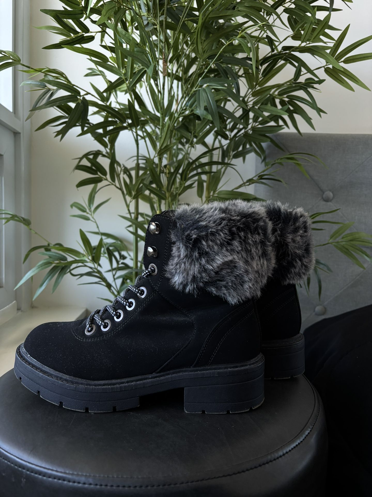 womens boots 7.5