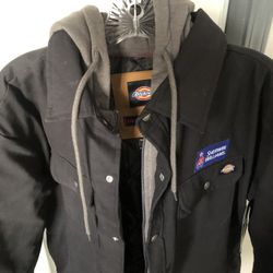 Brand New “ Dickies Jacket” Size L
