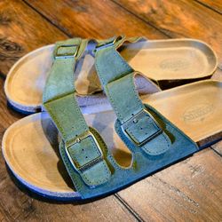 New Men's Shoes Size 12M