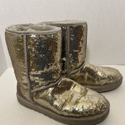 Ugg Australia w/Classic Short Sparkles 3161 w/ Slvr Size 8 Sequined Boots w/ Box