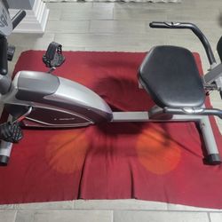 SEATED STATIONARY BIKE EXCELLENT CONDITION  EVERYTHING WORKS AS INTENDED 
11525 S HALSTED DUNKIN DONUTS/7111.S WESTERN WALGREENS 
90$ CASH only AS IS