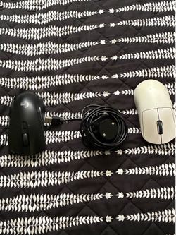 Logitech G Pro SUPERLIGHT and Logitech G703 and Charger *FOR PARTS*