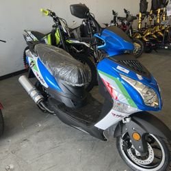 Forza 150cc Moped Scooter! $1,699 Cash Or Card!