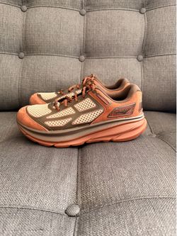 Hoka one one Clifton One9 S Size M9.5/ W10.5