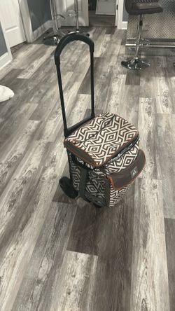 Cooler on wheels