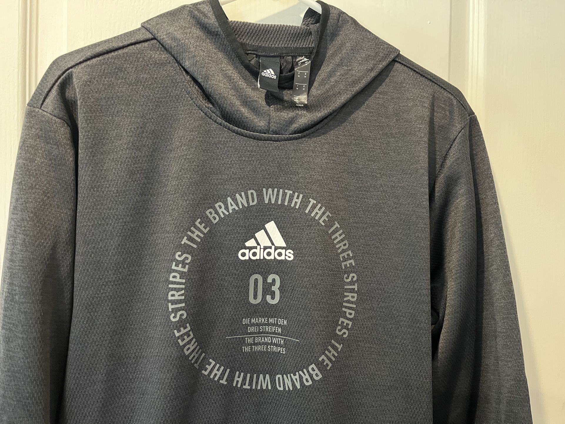 ADIDAS DARK GRAY HOODIE-MEN’S MEDIUM