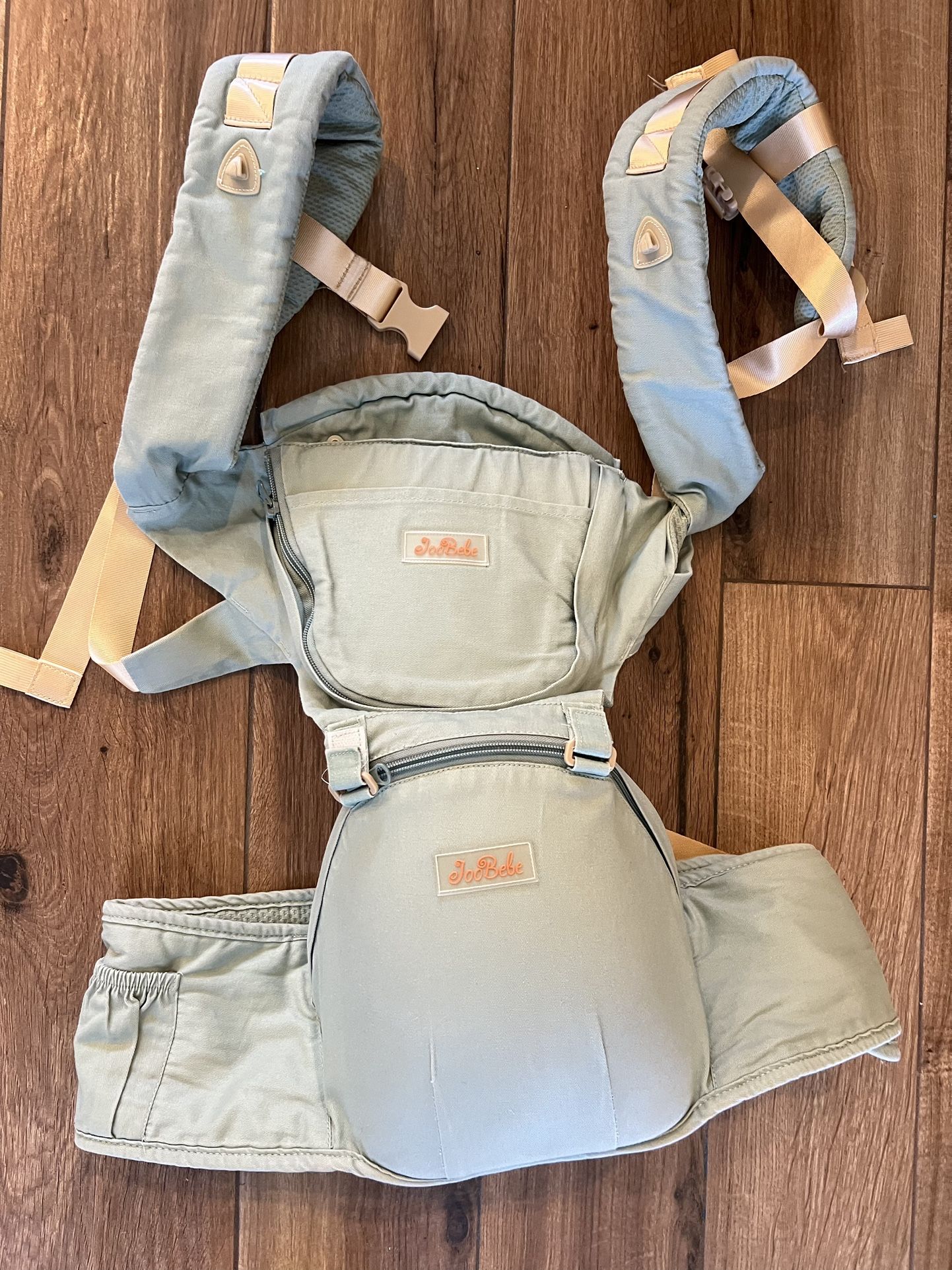 JooBebe Baby Carrier/Hip Carrier