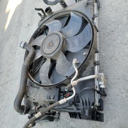 12/14 Mercedes C250 radiator Condenser Assembly Fan round $475