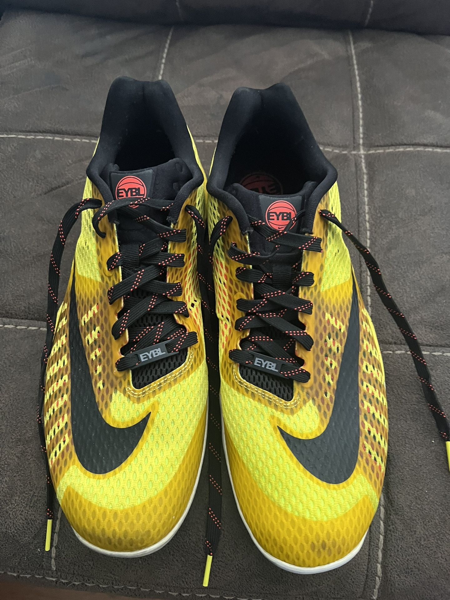 Nike Eybl Basketball Shoe Size14