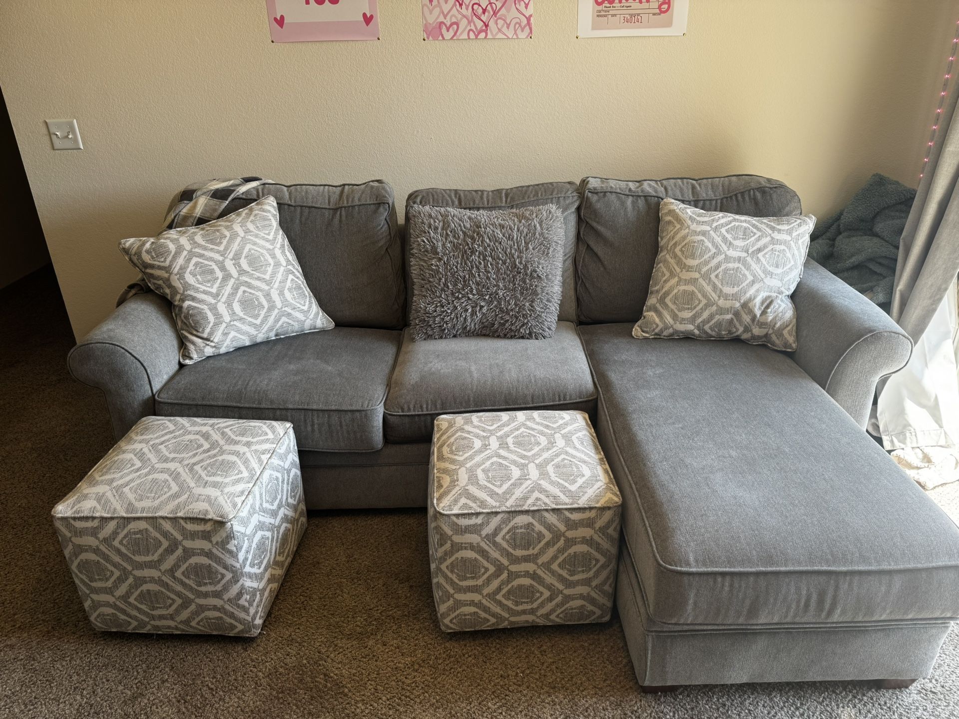 Sectional/Sofa