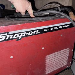 SNAP-ON MIG WIRE FEED WELDER