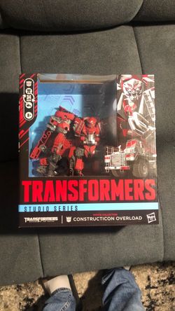 Transformers Studio Series Constructicon Overload Figure