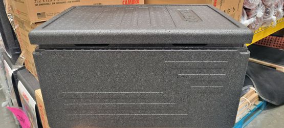 CAMBRO Insulatdd Food Carrier