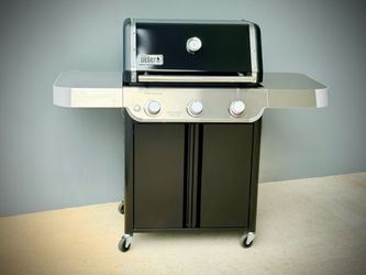 Brand new Weber Genesis E-315 Black 3 -Burner Liquid Propane Gas Grill