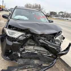 2017 Toyota Rav4 2.5L For Parts