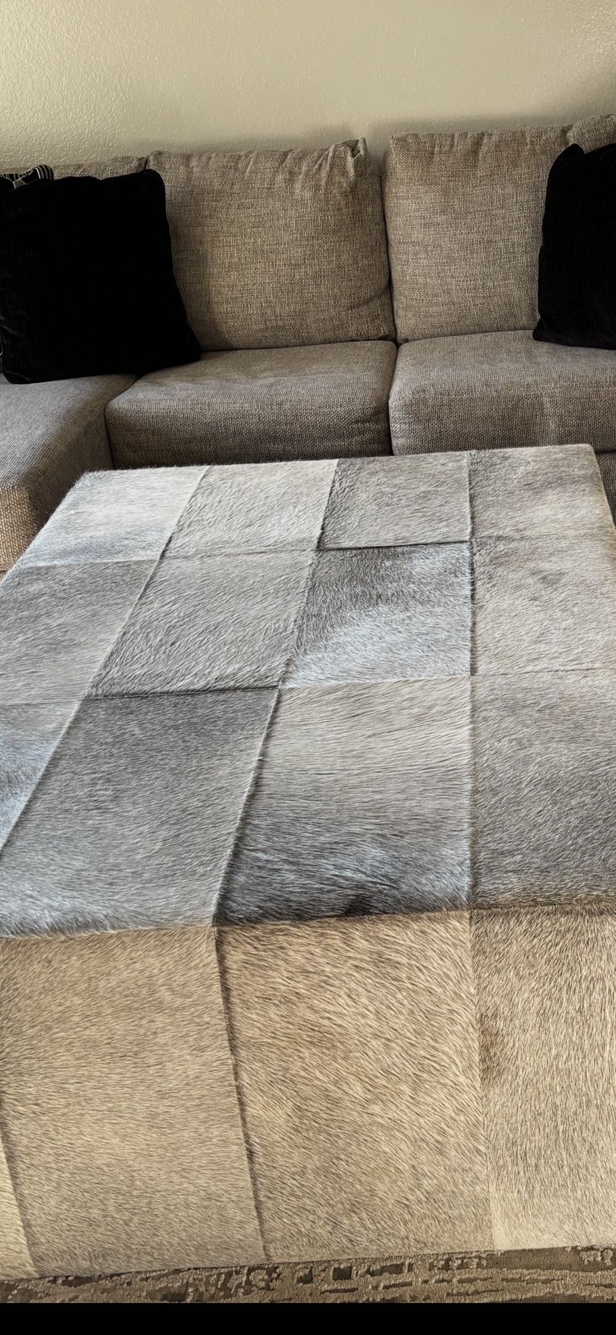 Nice Cow Material/Coffee Table