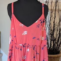 Boutique 1X Coral Floral Babydoll Tank Top Flowy Sleeveless V-Neck Adj Straps